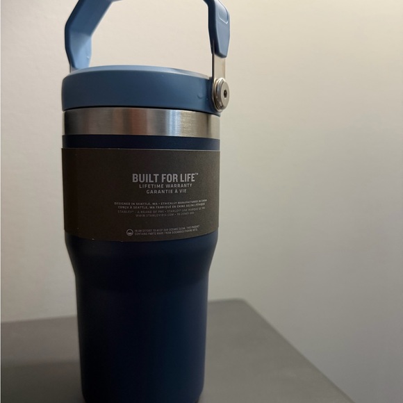 Stanley Navy Flip Straw Tumbler - Picture 2 of 3